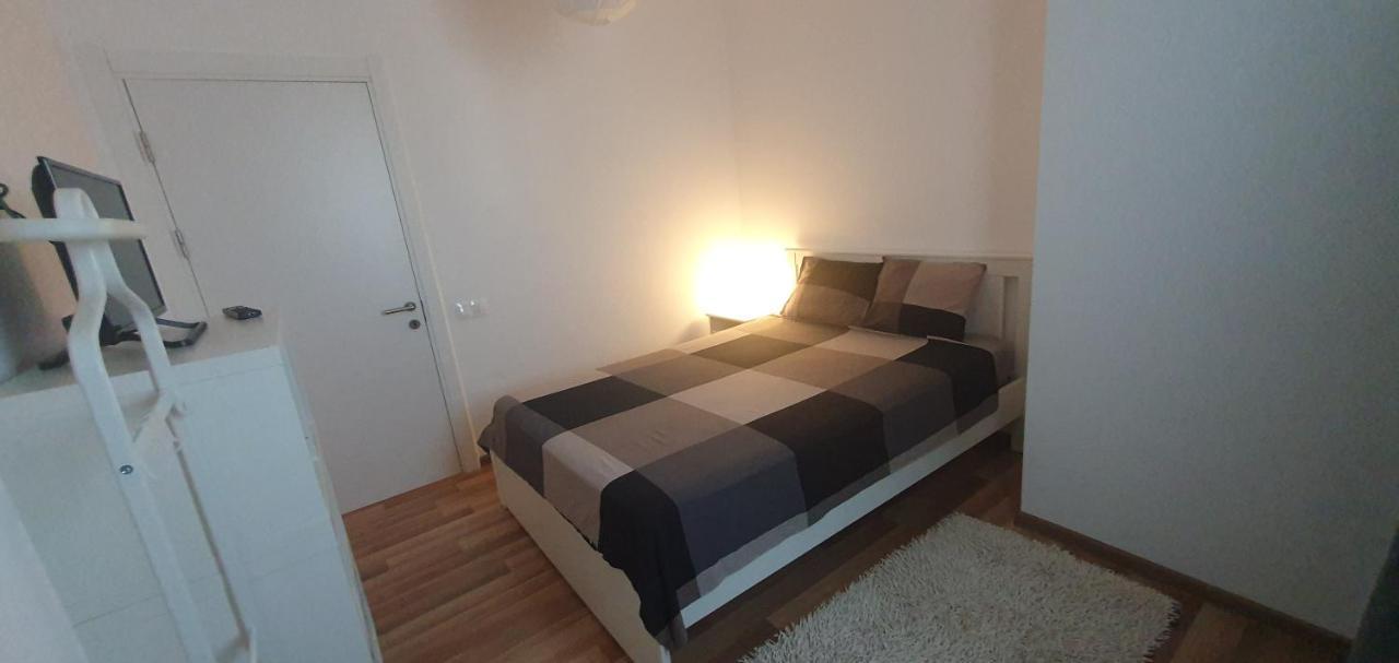 Apartamento Welcome In Central Piteşti Exterior foto